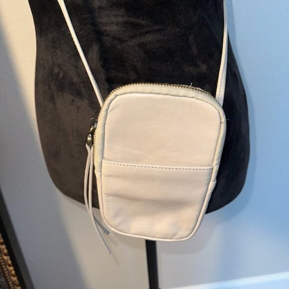 Hobo International Crossbody bag - Picture 2 of 9